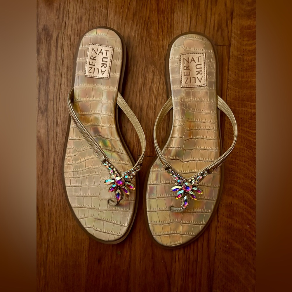 Naturalizer Women's Y2K/Early 2000s Inspired Gold Bejeweled Sz 11M Flip Flops